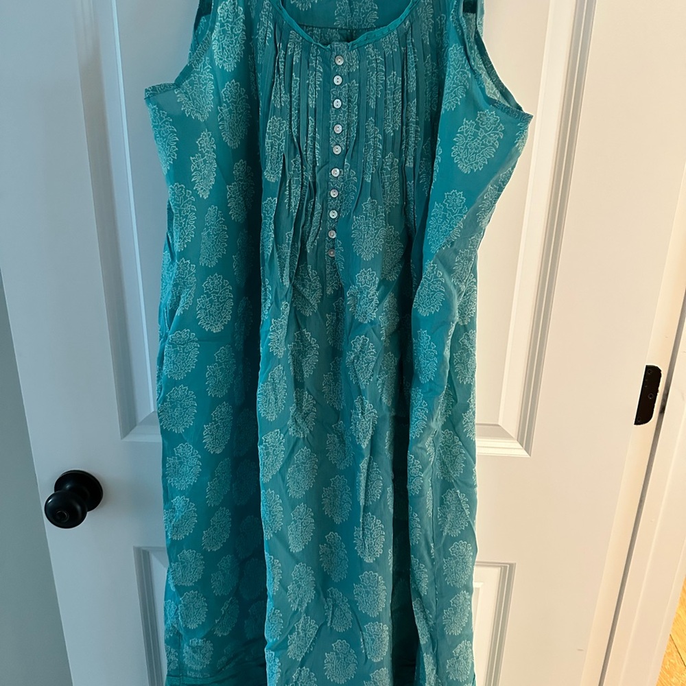 Sleeveless Teal Nightgown
